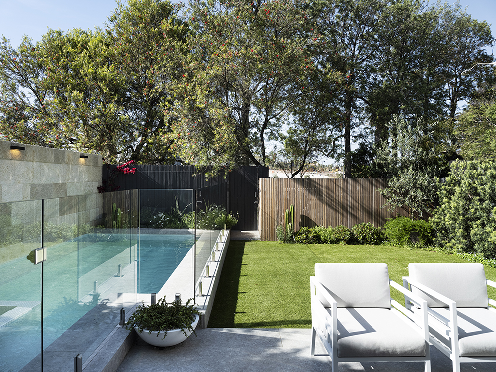 custom pool builder sydney